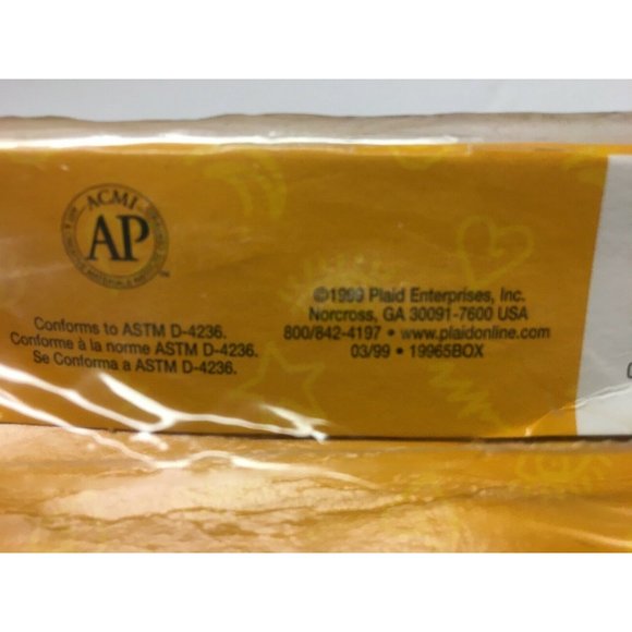 Plaid Kaleidoscope Kit, Paint, brush, sealer, parts 8yo ©1999 (TY186) - Picture 4 of 4